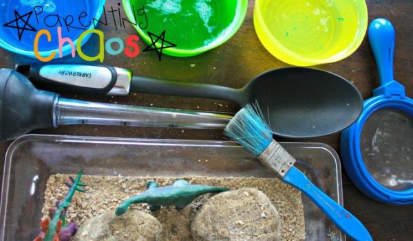 Exploding Dinosaur Exploding Dinosaur Mud!