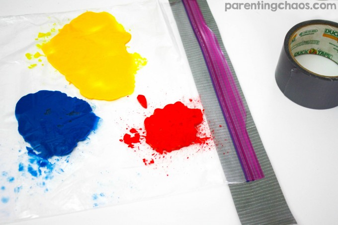 Mess Free Painting Bags are a fantastic educational activity for kids of all ages!