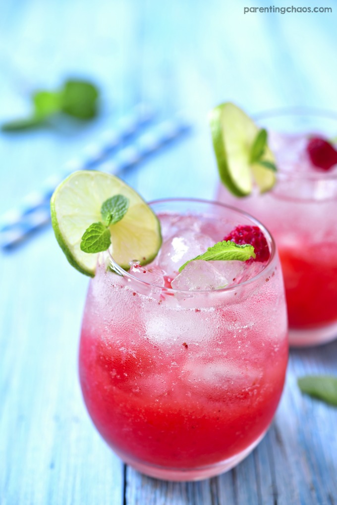 This delicious raspberry mojito is the perfect sweet and bubbly drink! If you're looking for a refreshing drink after a long day, this is the one.