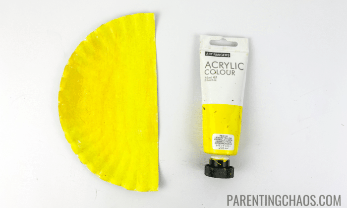 paper plate bee craft step 1 - paint yellow