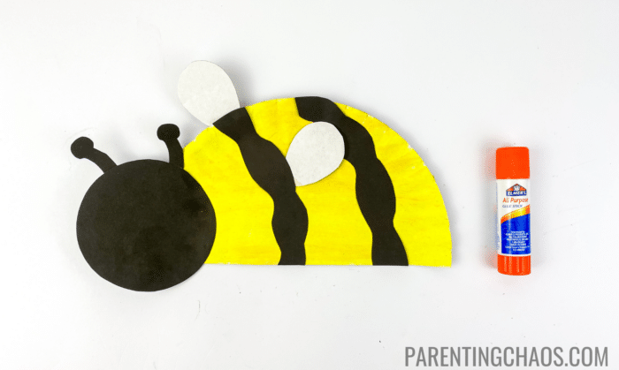 bee paper plate craft step 6 attach wings