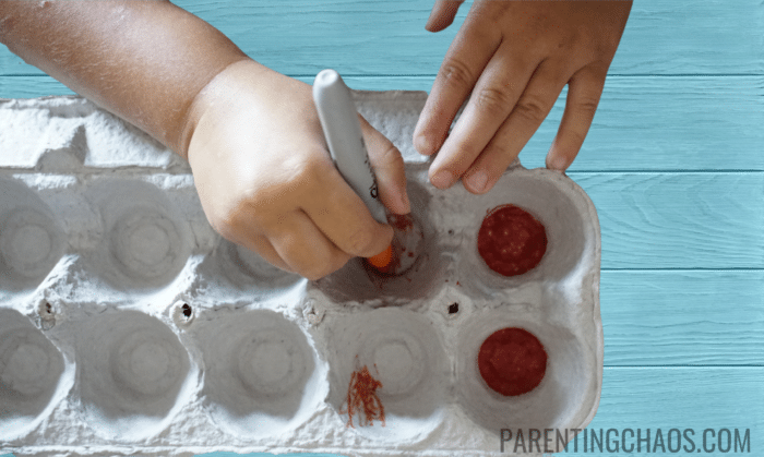 nature color scavenger hunt for kids